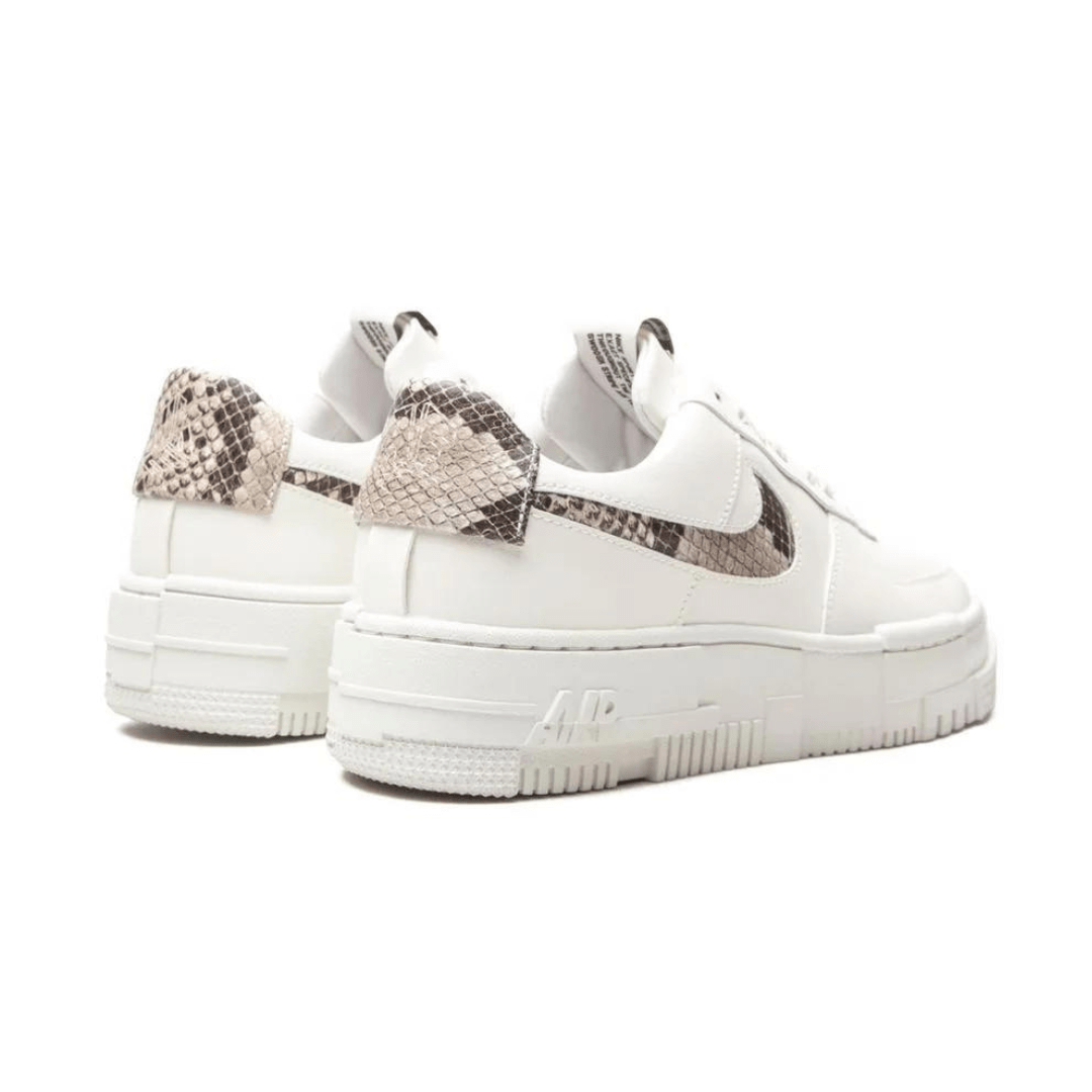 Nike Air Force 1 Pixel SE